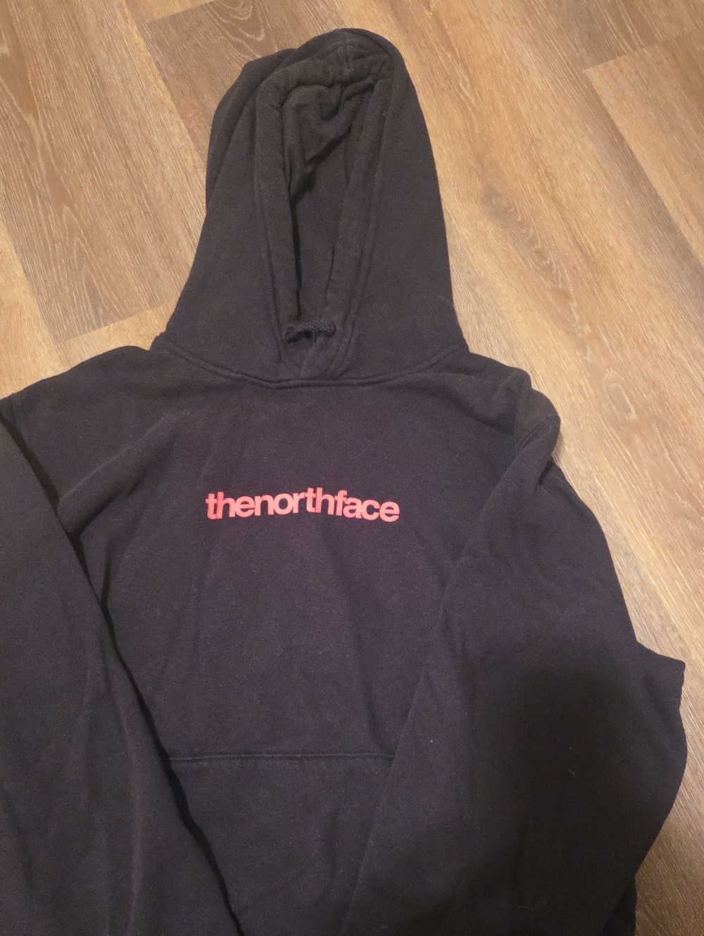 Hooded sweatshirt (not in list)